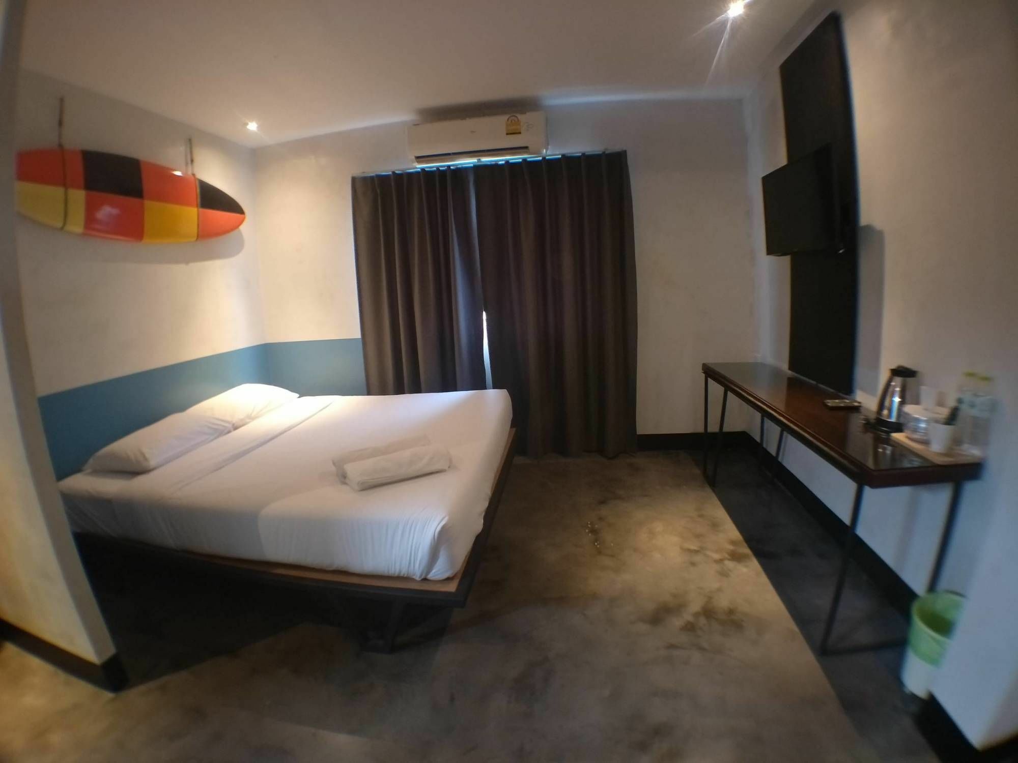 Art-C House Hotel Phuket Exterior photo