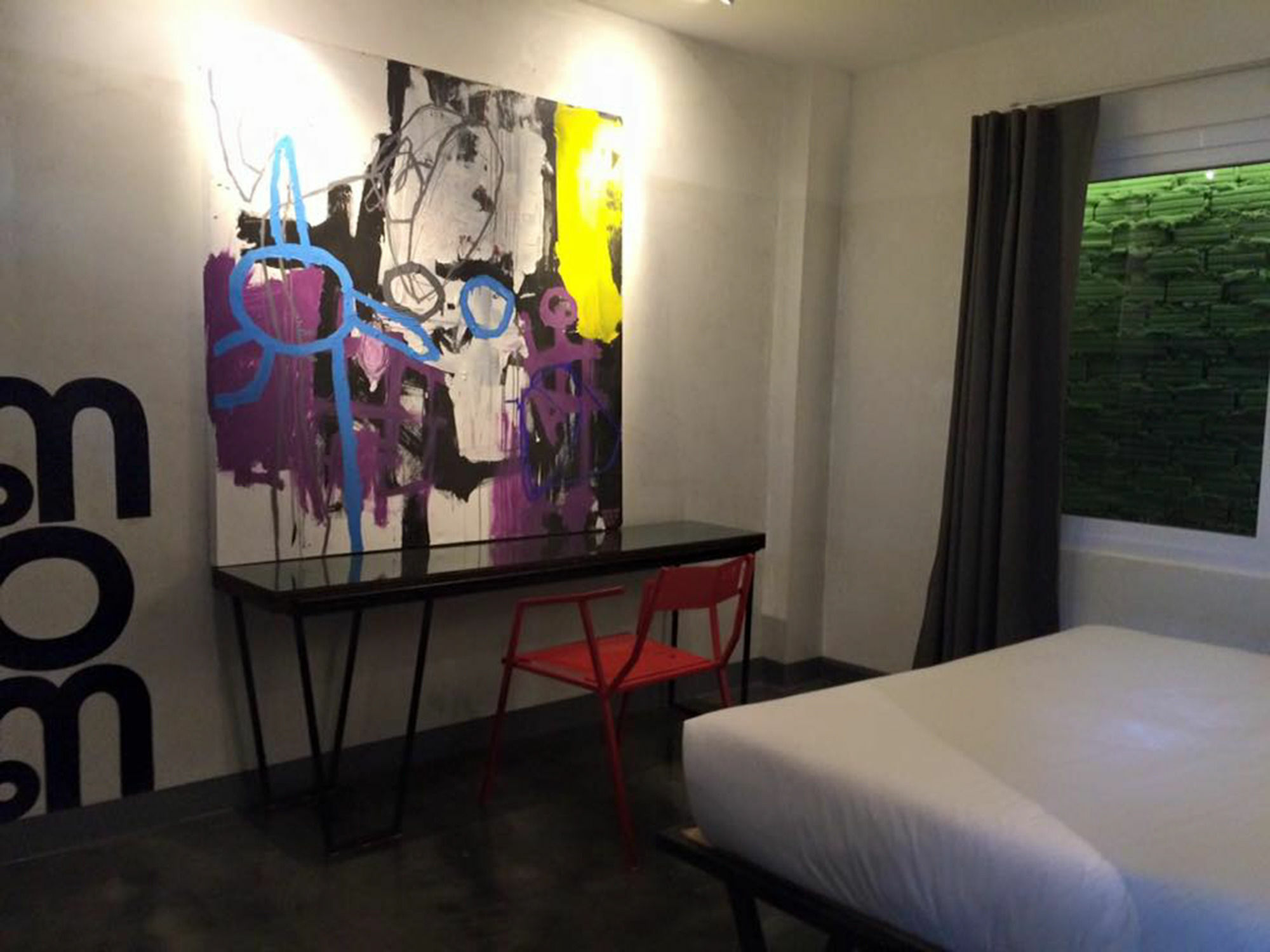 Art-C House Hotel Phuket Exterior photo